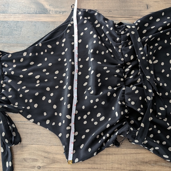 Dress woman's size M - Picture 2 of 5